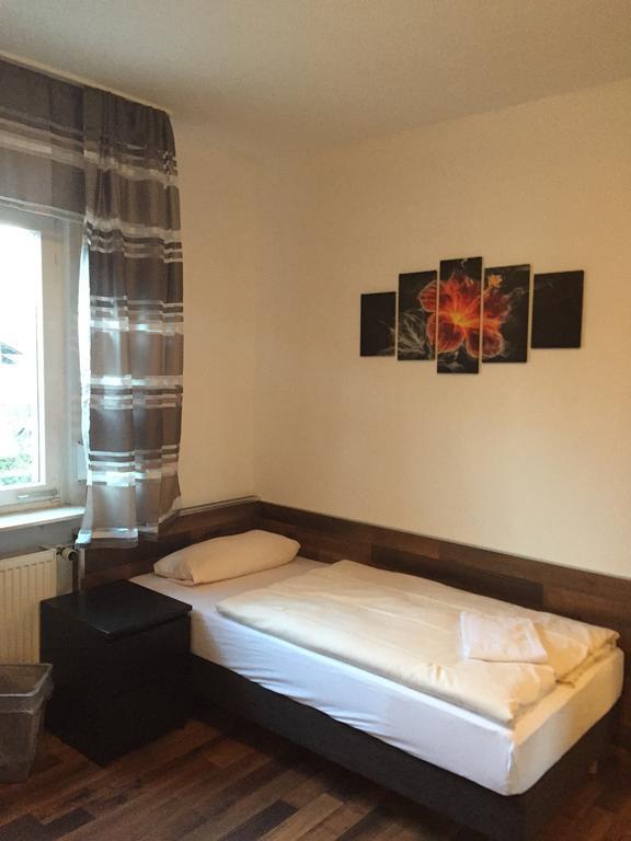 Hotel Engel Waldbronn Chambre photo