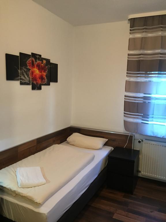 Hotel Engel Waldbronn Chambre photo